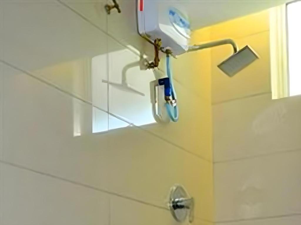 金山酒店 亞庇 外观 照片